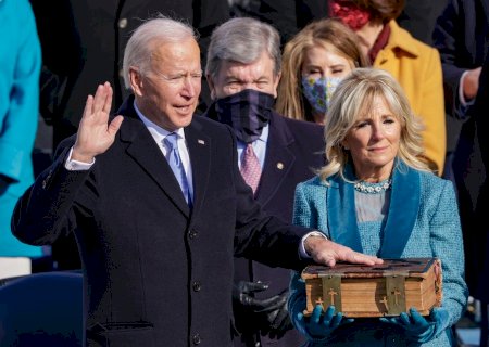 Biden diz que crianças na sala de aula não pertencem aos pais