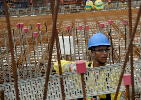 Inflação da construção civil sobe para 0,87% em abril, diz FGV