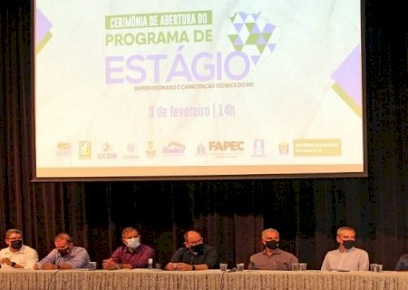 Segunda turma de universitários do Programa de Estágio do Governo inicia atividades em julho