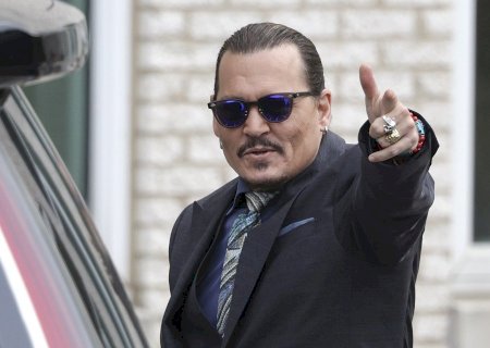 Com novas evidências, celebridades descurtem post de Johnny Depp