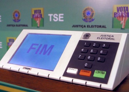 Empresa cria plataforma para ajudar jovens no voto consciente