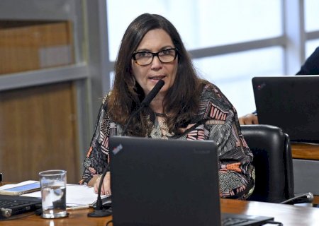 “Não podemos sequer questionar”, diz Bia Kicis sobre eleição de Lula