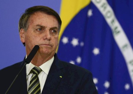 Bolsonaro revoga mais 137 decretos já sem eficácia ou validade