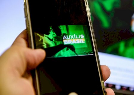 Auxílio Brasil é pago hoje a beneficiários com NIS final 2
