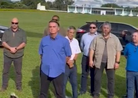Sempre fiel Rodolfo Nogueira, acompanha Bolsonaro em quebra de silêncio