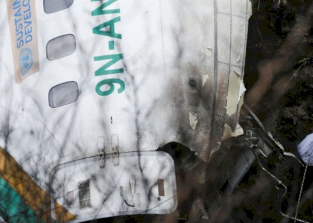 Nepal encontra 71 corpos, dos 72 a bordo de avião que caiu no domingo