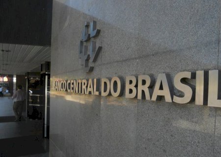 Dívida pública fecha 2022 no menor patamar em cinco anos
