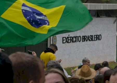 Juiz concede liminar em favor de manifestação democrática