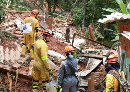 Moradores do Sahy dizem que não receberam alerta de deslizamento