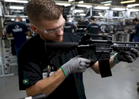 Número de armas particulares dobra e chega a quase 3 milhões no Brasil
