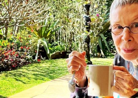 Marido de Rita Lee diz que cantora “está bem, se fortalecendo'