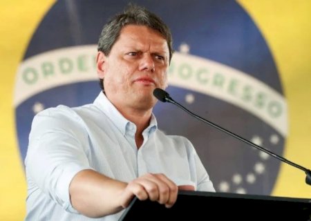 Tarcísio derruba exigência de passaporte vacinal no Estado
