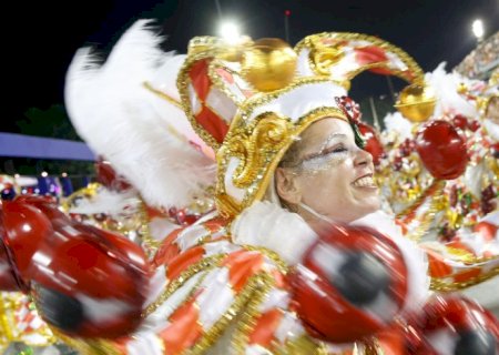 Série Ouro abre oficialmente desfiles na Marquês de Sapucaí