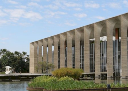 Governo condena tentativa de invasão ao parlamento do Suriname