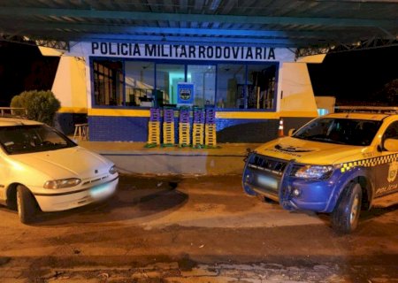 PMR apreende carro com mais de 300 quilos de maconha em Amambai