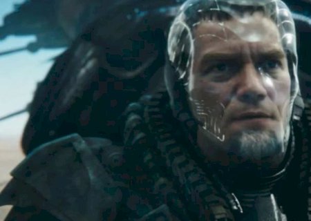 The Flash: Michael Shannon diz ter ficado confuso com o retorno de Zod