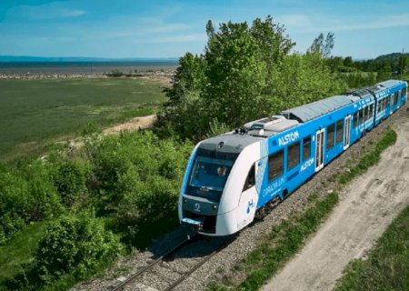 Primeiro trem movido a hidrogênio da América do Norte estreia no Canadá&nbsp;