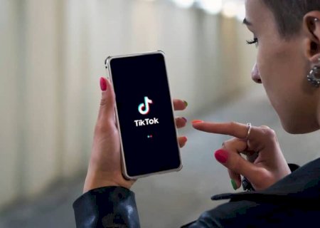 Juiz dos EUA enfrenta processo disciplinar por postar vídeos obscenos no TikTok