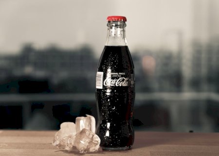 OMS decide que o adoçante aspartame  utilizado na Coca-Zero é “possivelmente cancerígeno“