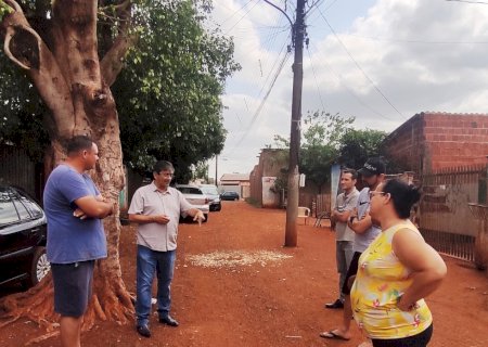 Vereador Juscelino Cabral ouve reivindicações dos moradores do Jardim Monte Líbano