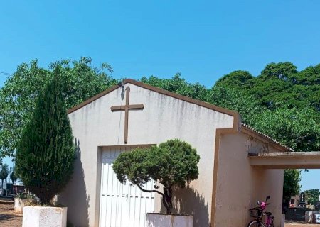 Dia de Finados se aproxima e Juscelino Cabral solicita reforma e limpeza do cemitério Santo Antônio de Pádua