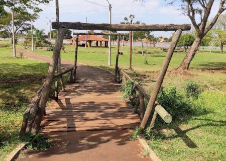 Vereador Juscelino Cabral solicita reforma de pontes do Parque do Lago