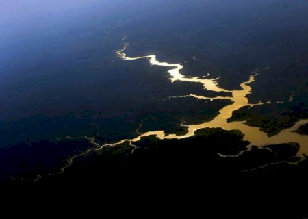 Situação na Amazônia atrai atenção internacional – e mancha imagem do Brasil