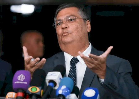 O risco que Flávio Dino representa para as igrejas no Brasil