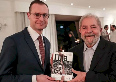 Zanin suspende decretos de municípios de SC que dispensa vacina contra Covid