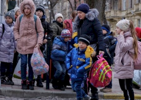 Rússia sequestra crianças ucranianas para apagar identidades