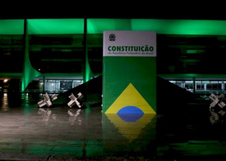 STF decide por unanimidade que artigo 142 da Constituição não dá ‘poder moderador’