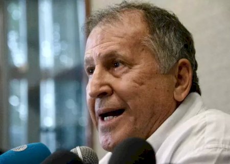Rolex e diamantes: Zico tem mala roubada e leva prejuízo de R$ 3 milhões em Paris