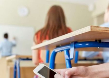 Proibição do uso de celular em escolas. Por que é importante?