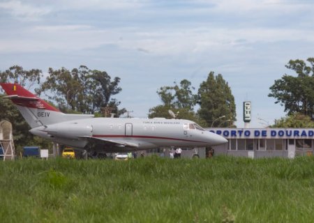 Aeronáutica realiza voo de inspeção no Aeroporto de Dourados