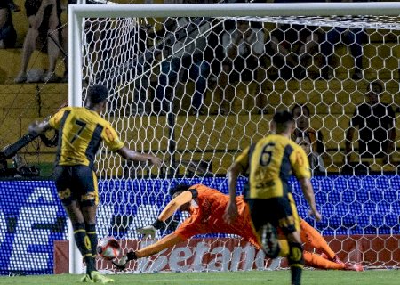 Corinthians vence Novorizontino em partida antecipada do Paulistão