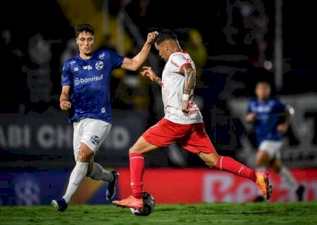 Bragantino avan&ccedil;a na Copa do Brasil ao vencer S&atilde;o Jos&eacute; nos p&ecirc;naltis