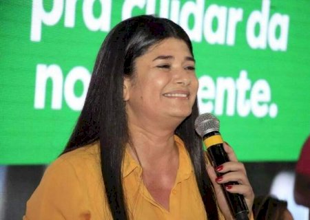 Alcolumbre nomeia Rose Modesto como assistente parlamentar no Senado