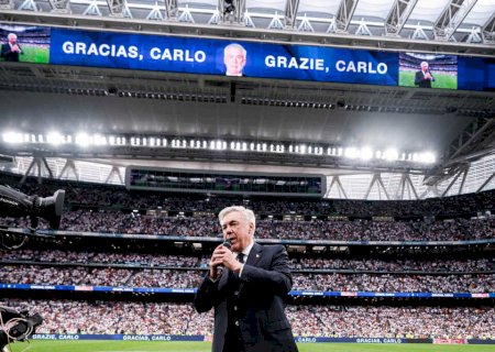 Ancelotti se emociona em despedida do Real Madrid: 'Foi uma honra fazer parte desta família'