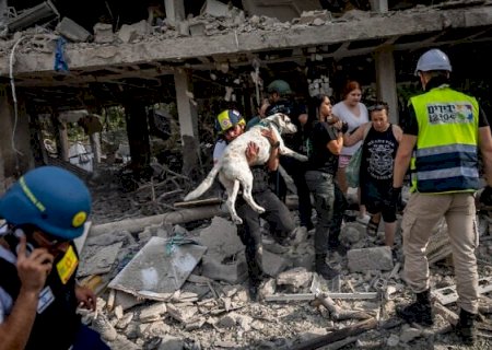86 feridos em ataques com mísseis iranianos contra Israel