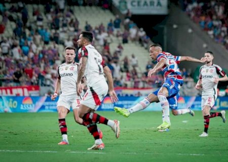 Flamengo tropeça e Palmeiras pode abrir na liderança do Brasileirão