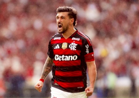 Flamengo vence no Maracanã, mas Palmeiras continua líder do Brasileirão