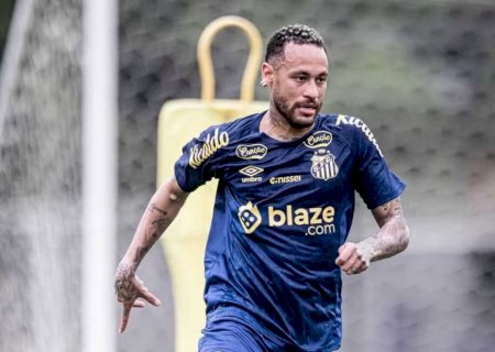 Neymar é preservado após sentir dores no joelho e desfalca o Santos diante do Internacional