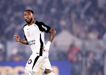 Corinthians estuda rescindir contrato de José Martínez