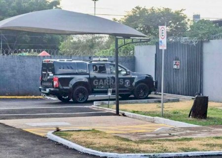 Homem é preso com pasta base durante 'disk-entrega'
