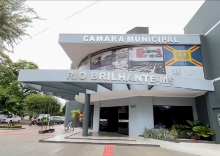 Câmara de Rio Brilhante aprecia projetos nas áreas de saúde, habitação e iluminação pública