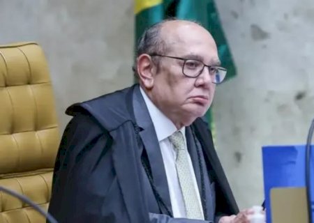 Deputados pedem impeachment de Gilmar Mendes