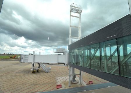 Estrangeiros operam 90% dos aeroportos em capitais e Infraero encolhe