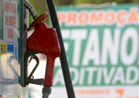 Preço do etanol cai em 17 Estados e no DF, sobe em 5 e fica estável em 3, diz ANP