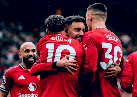 Manchester United derrota Liverpool e confirma retorno à Champions League