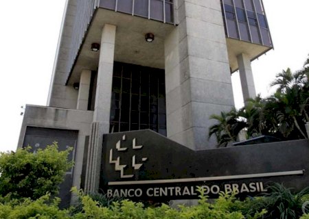 BC avalia adoção de instâncias colegiadas após suspeita de envolvimento de servidor com Master